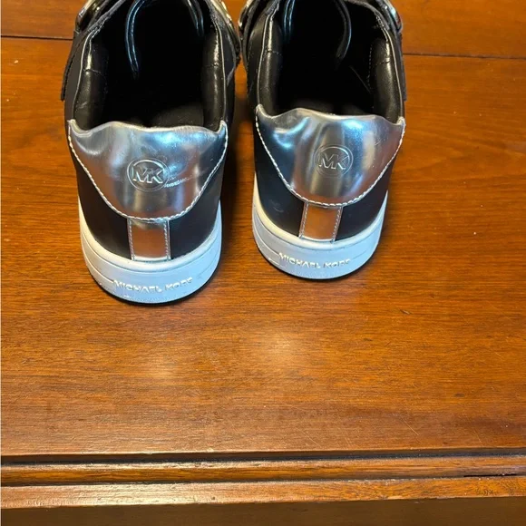 Michael Kors Kenna Chain Link Leather Sneakers Women’s Black Size 8 Style FT20L - Picture 5 of 11